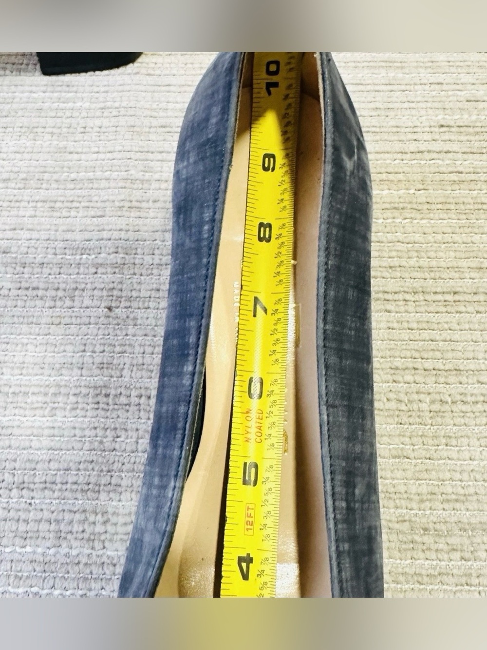 Salvatore Ferragamo Vara Denim Fabric Pumps Blue Bow Block Heel Shoes Size 8 4A - Picture 11 of 11